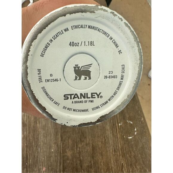 Confetti 40 oz Stanley cup (no lid or straw just cup) - Picture 4 of 6